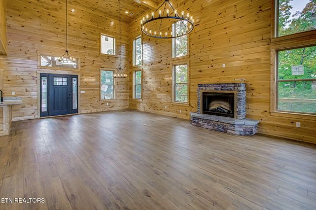 1821 Pinestand Ridge Way, Sevierville, TN 37862