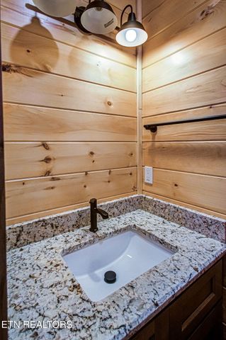 1821 Pinestand Ridge Way, Sevierville, TN 37862