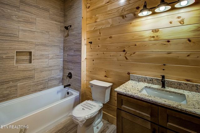 1821 Pinestand Ridge Way, Sevierville, TN 37862