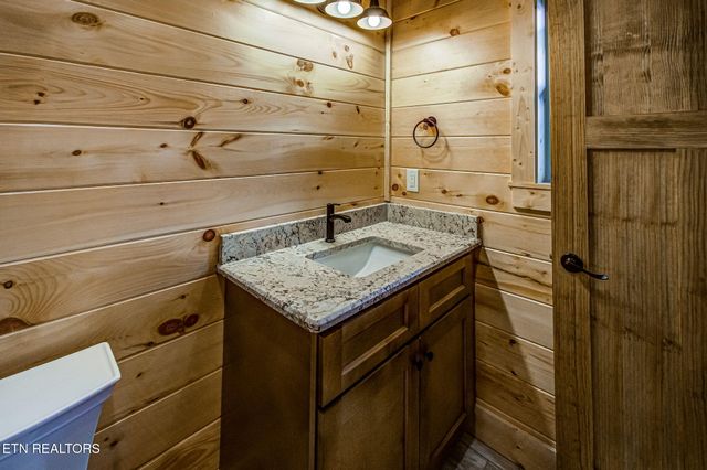 1821 Pinestand Ridge Way, Sevierville, TN 37862