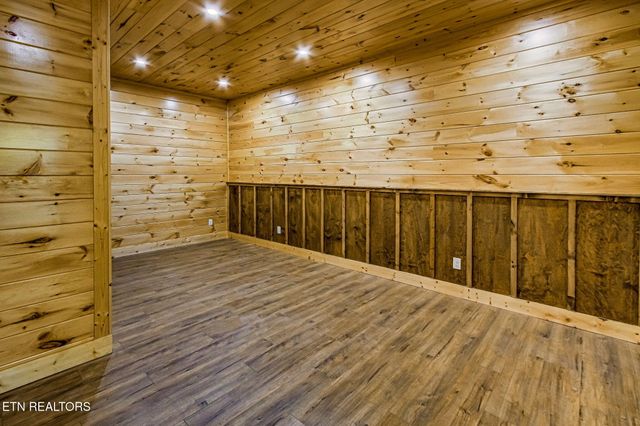 1821 Pinestand Ridge Way, Sevierville, TN 37862