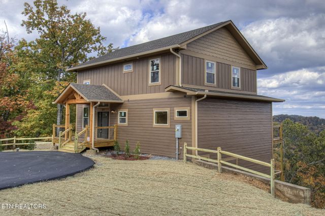 1821 Pinestand Ridge Way, Sevierville, TN 37862