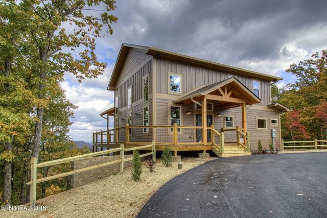 1821 Pinestand Ridge Way, Sevierville, TN 37862