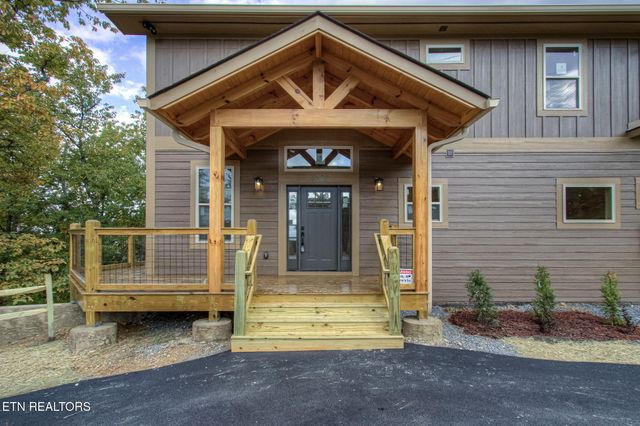 1821 Pinestand Ridge Way, Sevierville, TN 37862