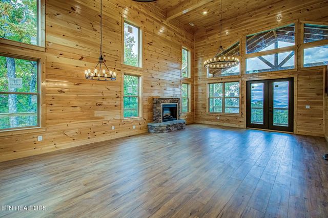 1821 Pinestand Ridge Way, Sevierville, TN 37862