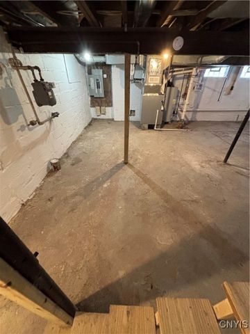 172 Parkway Drive, Syracuse, NY 13207