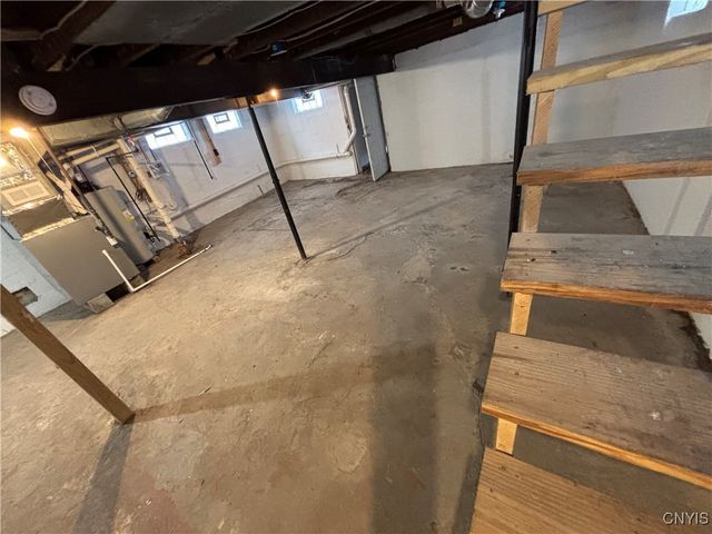 172 Parkway Drive, Syracuse, NY 13207