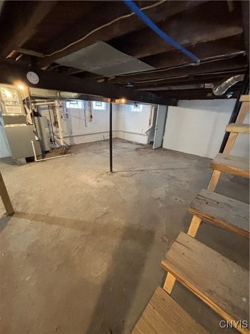 172 Parkway Drive, Syracuse, NY 13207