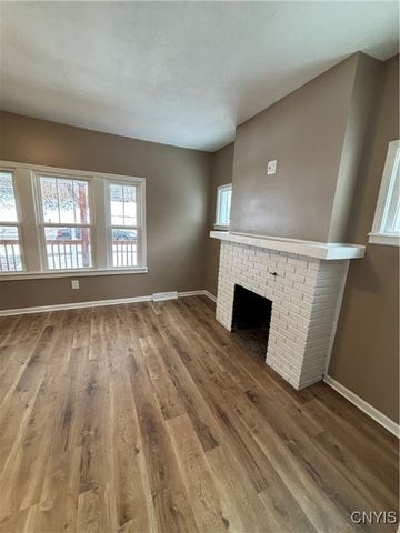 172 Parkway Drive, Syracuse, NY 13207