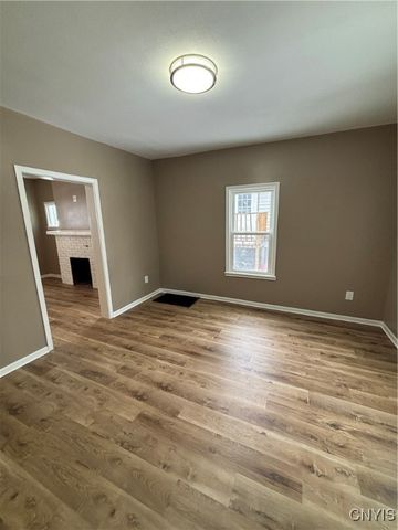 172 Parkway Drive, Syracuse, NY 13207