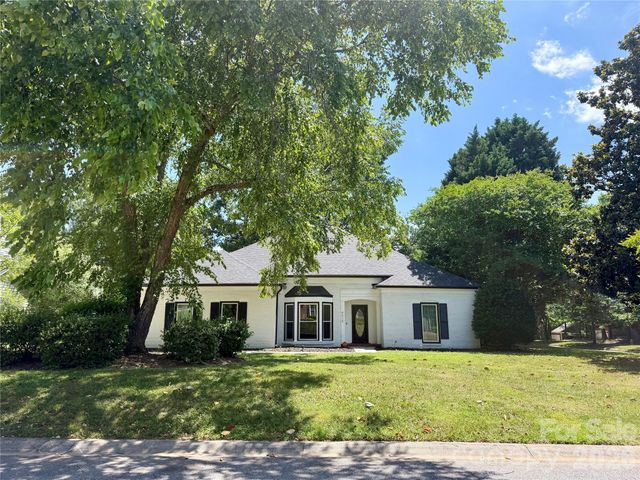 4015 Thistledown Court 8, Charlotte, NC 28269