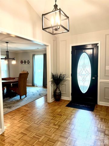 4015 Thistledown Court 8, Charlotte, NC 28269