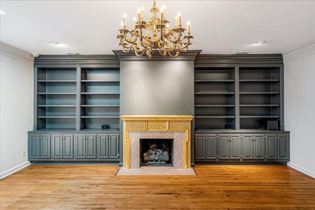 335 N RIVER OAKS RD, Memphis, TN 38120