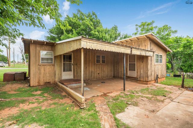 501 E RUBY AVENUE, Iowa Park, TX 76367