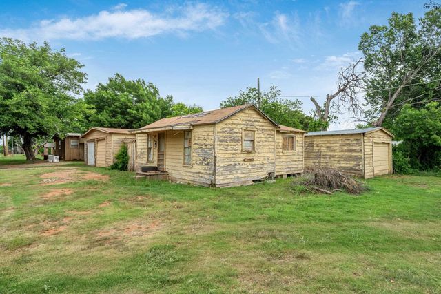 501 E RUBY AVENUE, Iowa Park, TX 76367