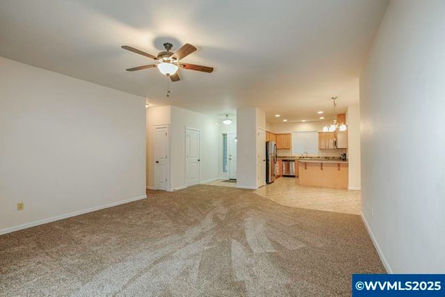 871 Mary Dr, Molalla, OR 97038