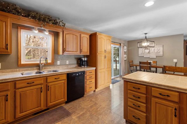 420 W Liberty Street, Adams, WI 53910