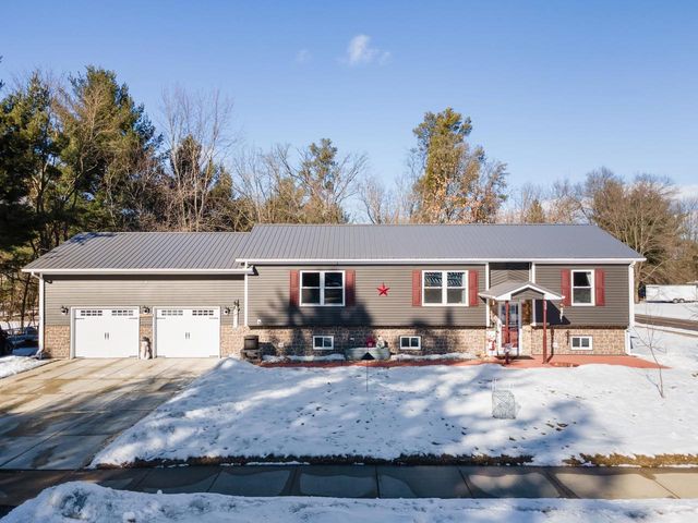 420 W Liberty Street, Adams, WI 53910