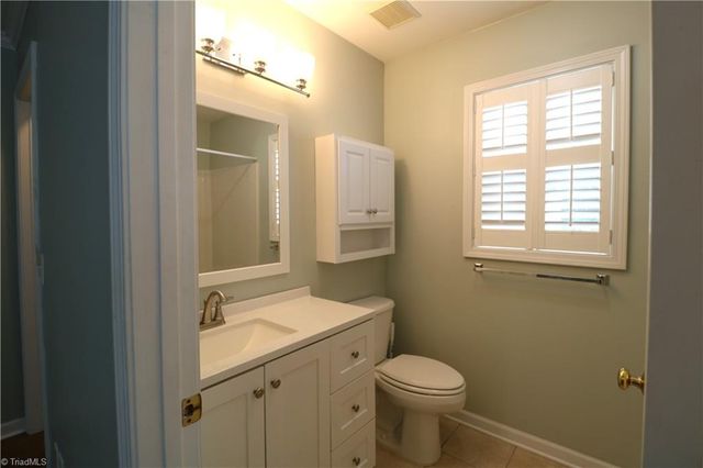 6004 Old Park Lane, High Point, NC 27265