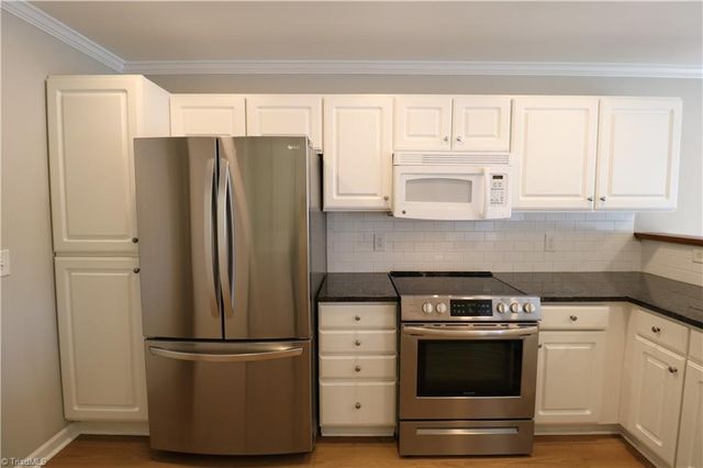 6004 Old Park Lane, High Point, NC 27265