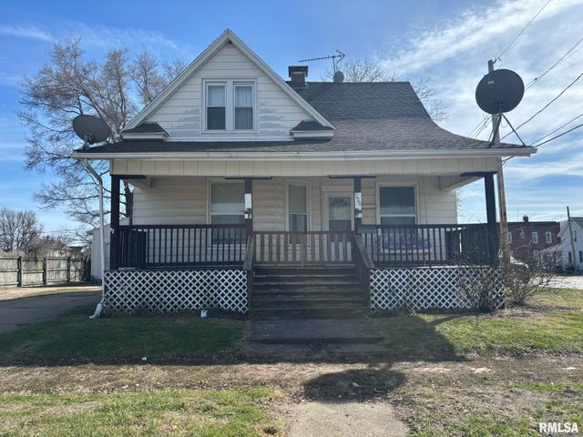 506 E ELM Street, Canton, IL 61520