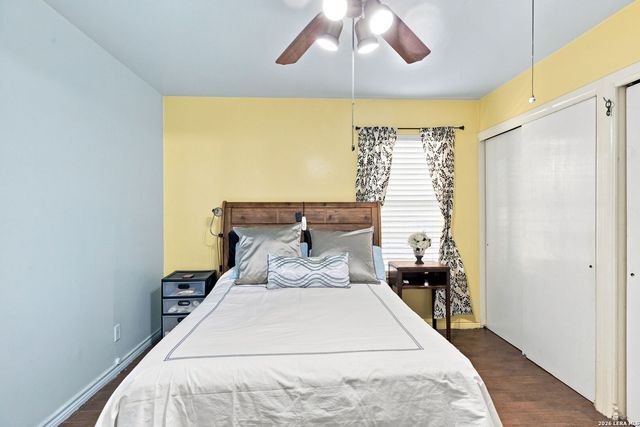 4422 Bikini Dr., San Antonio, TX 78218