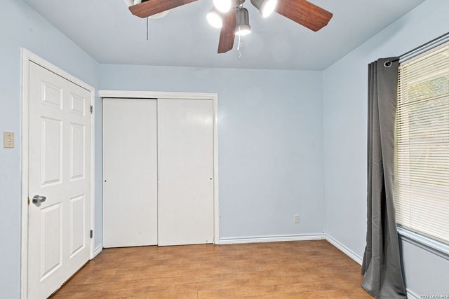 4422 Bikini Dr., San Antonio, TX 78218