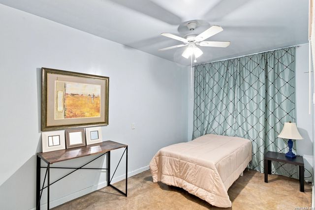 4422 Bikini Dr., San Antonio, TX 78218