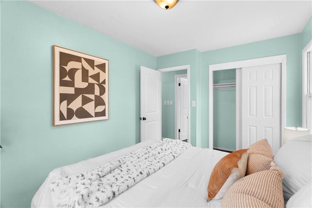 9407 Palmer Avenue, Kansas City, MO 64138