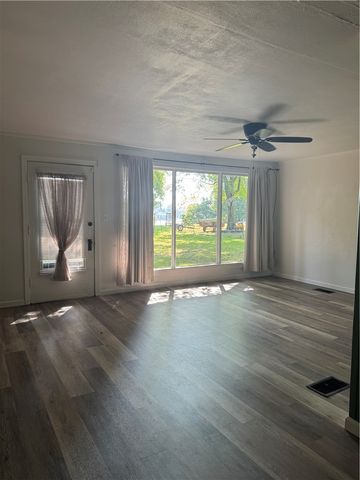 1206 N Front Street, Dardanelle, AR 72834