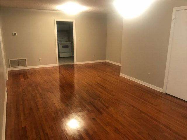 1506 Flowers Drive B, Mobile, AL 36605