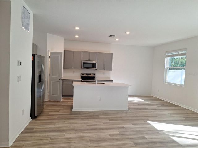 34916 MULRION DRIVE, Zephyrhills, FL 33541