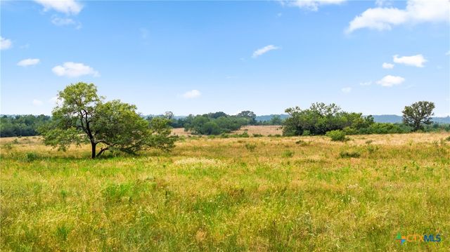 3575 Westwood Road, Lockhart, TX 78644