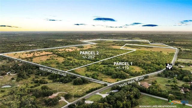 3575 Westwood Road, Lockhart, TX 78644