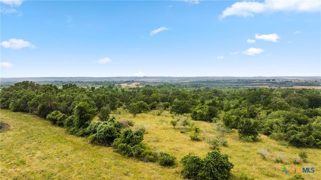 3575 Westwood Road, Lockhart, TX 78644