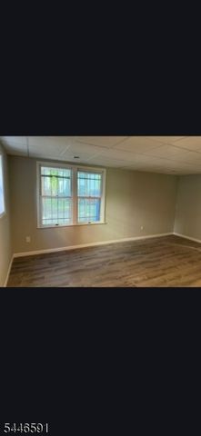 90 Chestnut St, East Orange City, NJ 07018