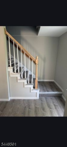 90 Chestnut St, East Orange City, NJ 07018