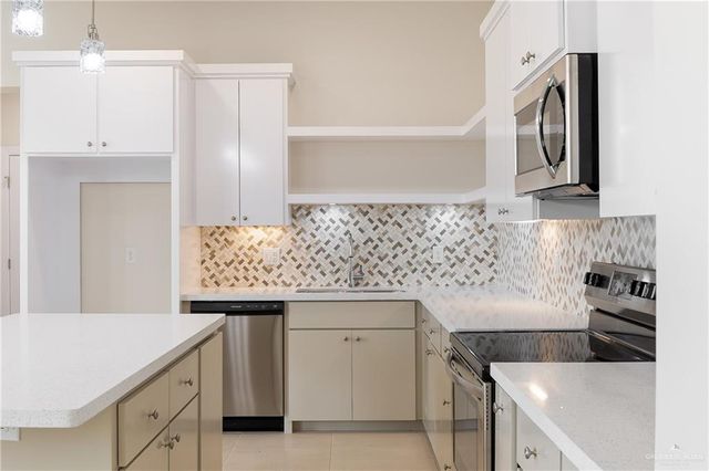 2005 Queens Avenue, Mcallen, TX 78504