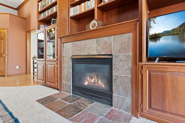 11715 177th Street W, Lakeville, MN 55044