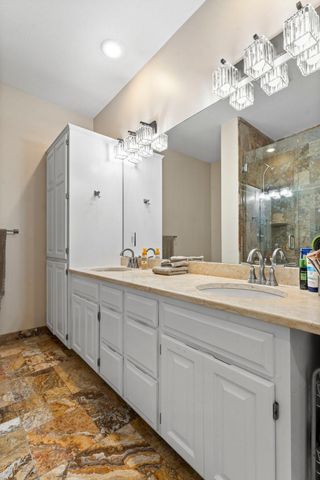 11715 177th Street W, Lakeville, MN 55044