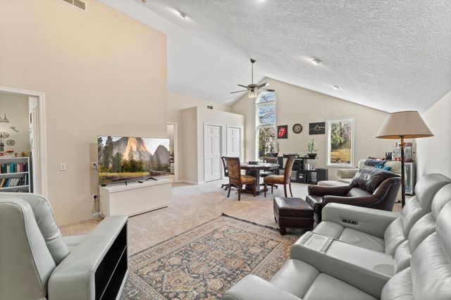 11715 177th Street W, Lakeville, MN 55044