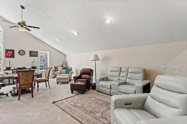 11715 177th Street W, Lakeville, MN 55044