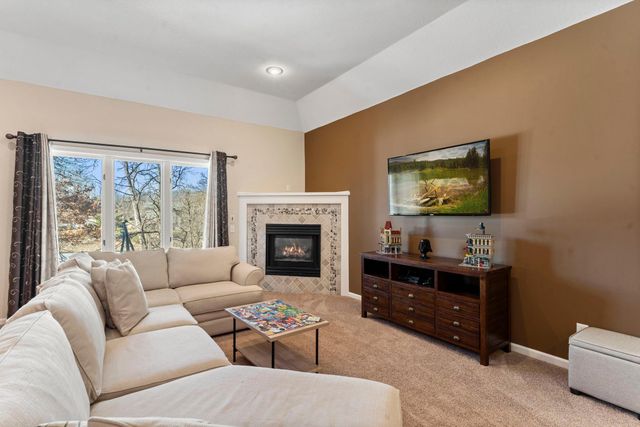 11715 177th Street W, Lakeville, MN 55044