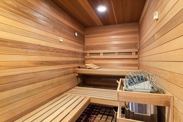 11715 177th Street W, Lakeville, MN 55044