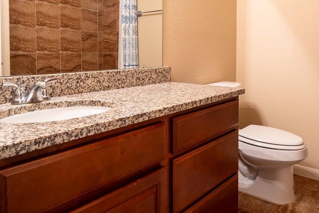 13874 Oak Manor Drive, Willis, TX 77318