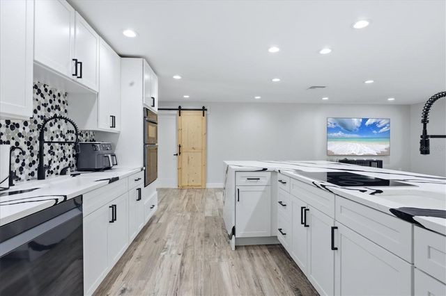5361 MYAKKA VALLEY TRAIL, Sarasota, FL 34241