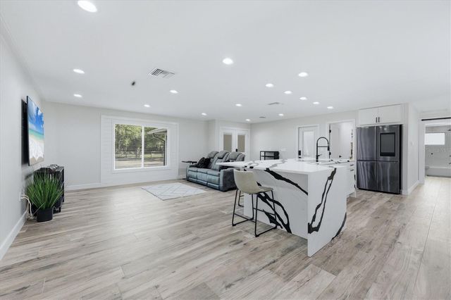 5361 MYAKKA VALLEY TRAIL, Sarasota, FL 34241