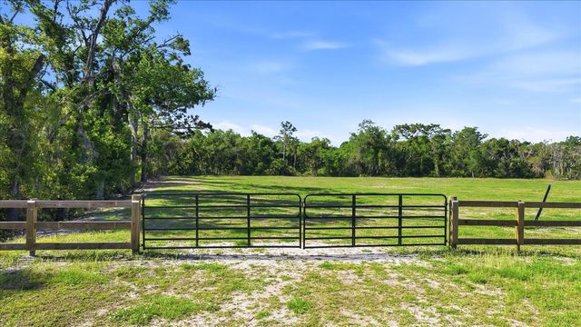 5361 MYAKKA VALLEY TRAIL, Sarasota, FL 34241