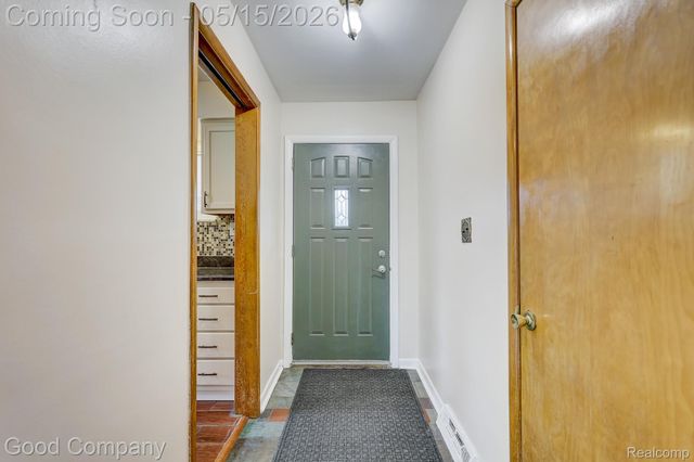11493 Warren Boulevard, Warren, MI 48089