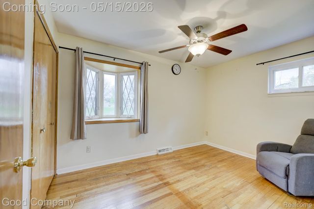 11493 Warren Boulevard, Warren, MI 48089
